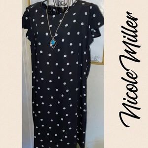NICOLE MILLER BLACK & WHITE POLKA DOT FLUTTER SLEEVE SHIFT DRESS~SIZE 12